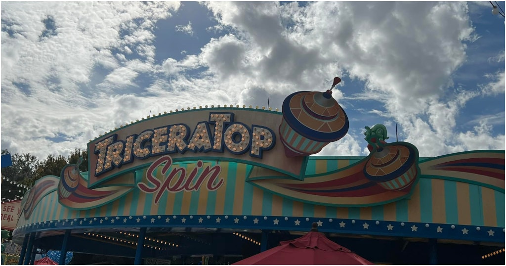 Triceratop Spin ride