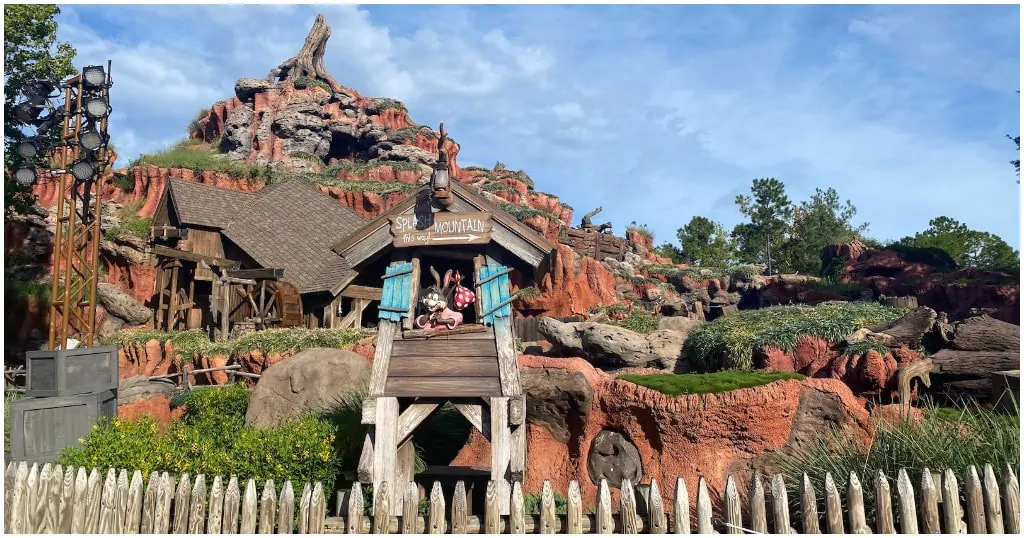 Splash Mountain was the brain child of former Disney Imagineer Tony Baxter while sitting in traffic.