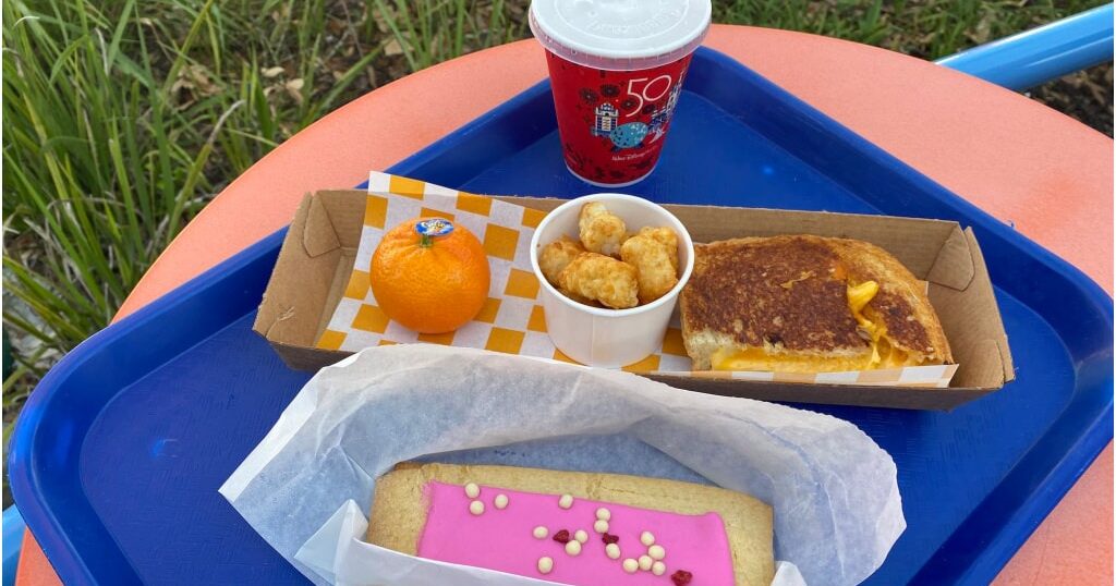 Best Places to Eat Breakfast at Hollywood Studios