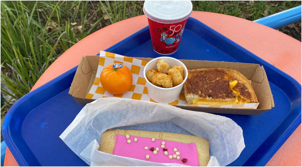 Kids breakfast meal in Hollywood Studios